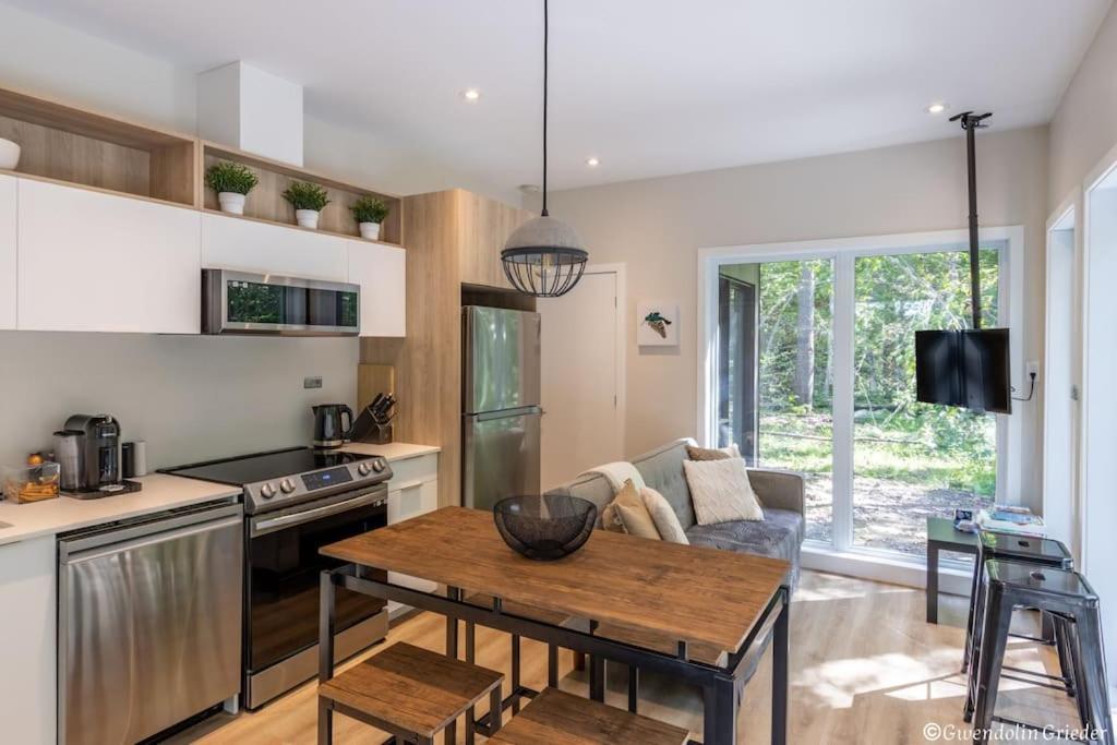 Prime Hill Escape Lodge- Pres De Tremblant * Brownsburg